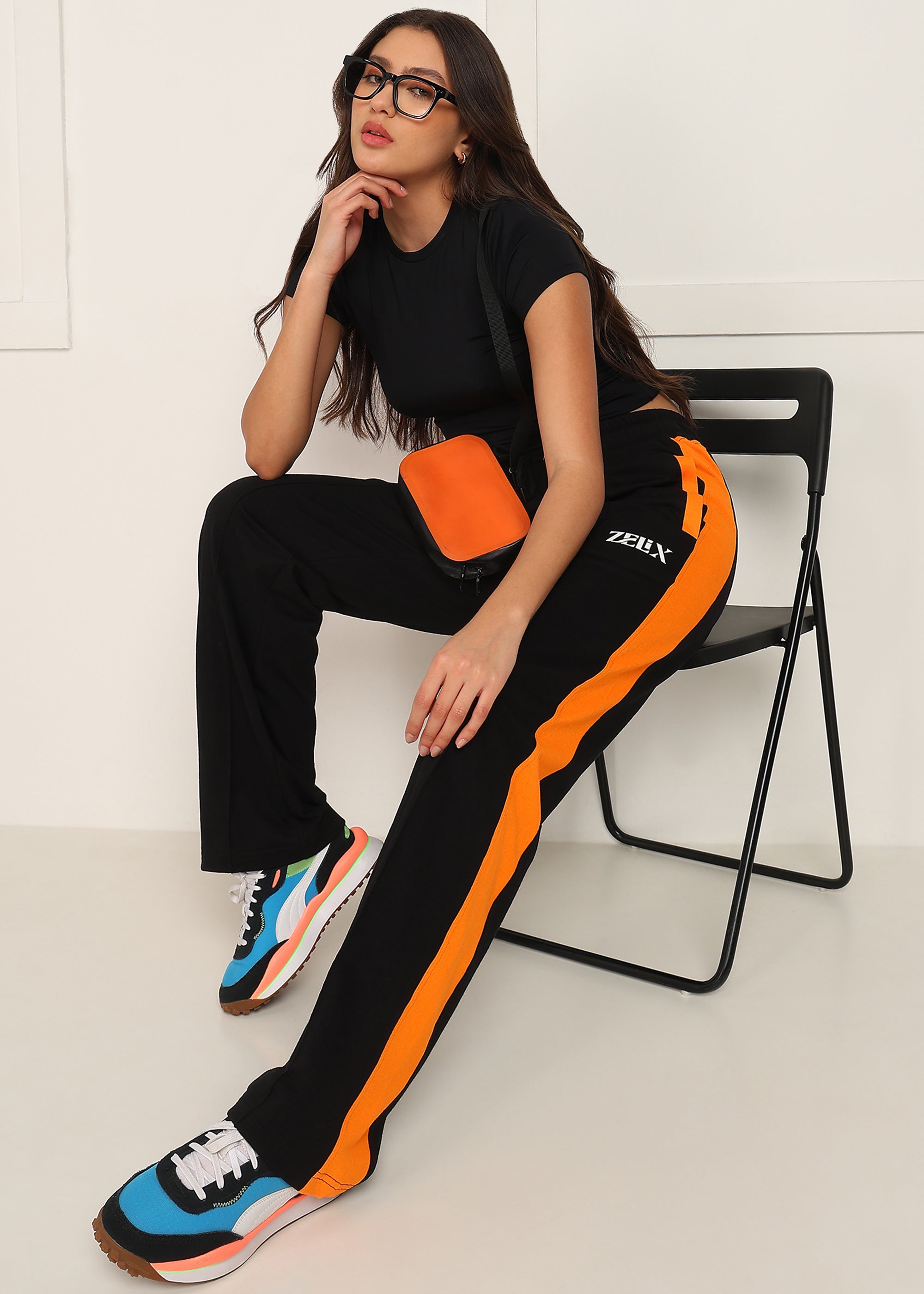 Women Phantom Jogger Black Orange