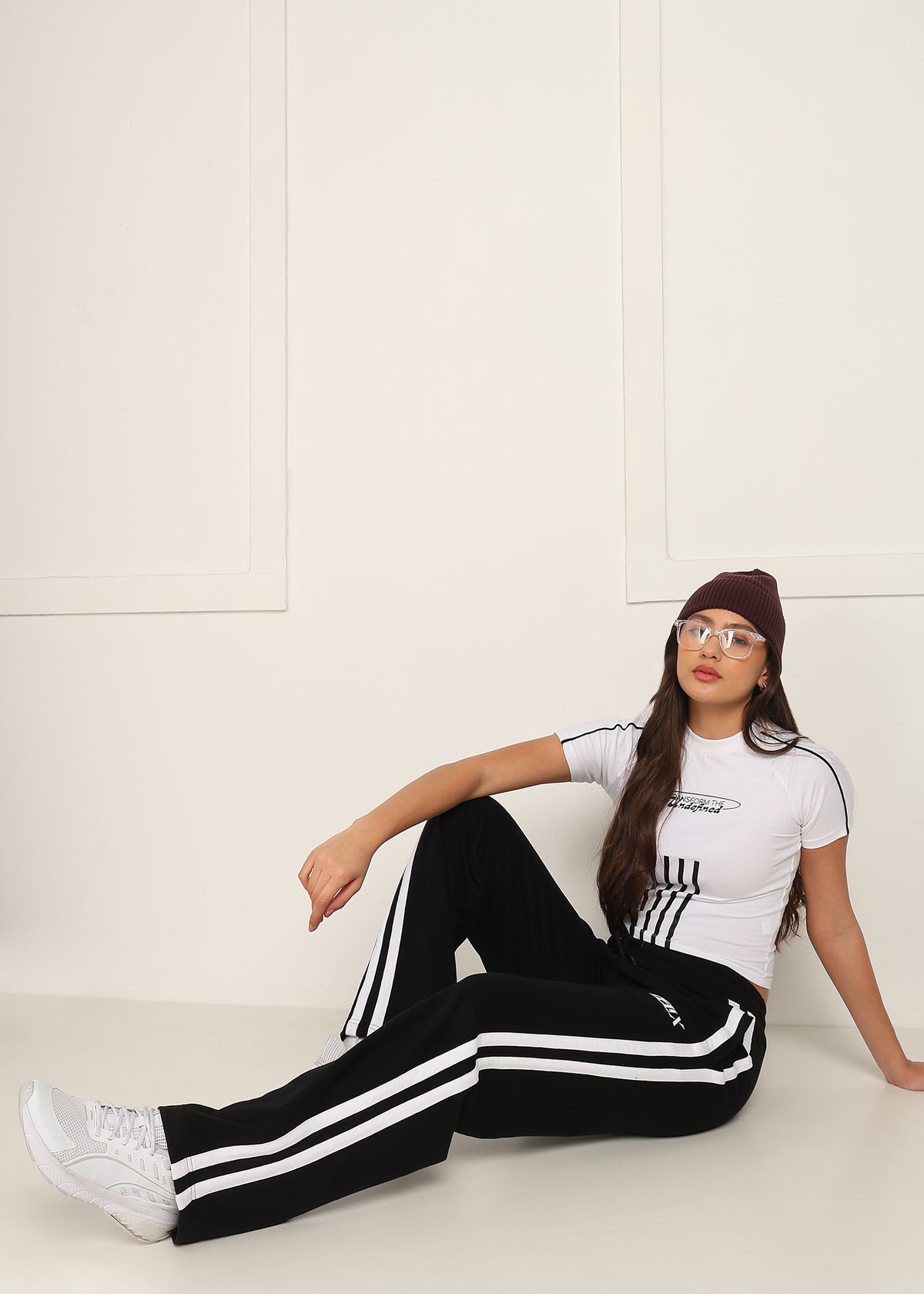 Women Titan Stripe Jogger Black White